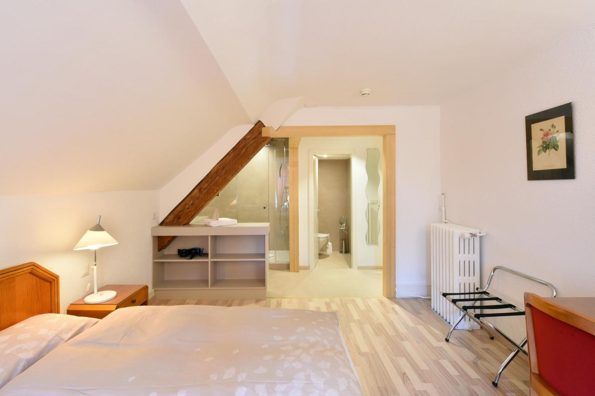 Hotel De L'Aigle Couvet Room photo