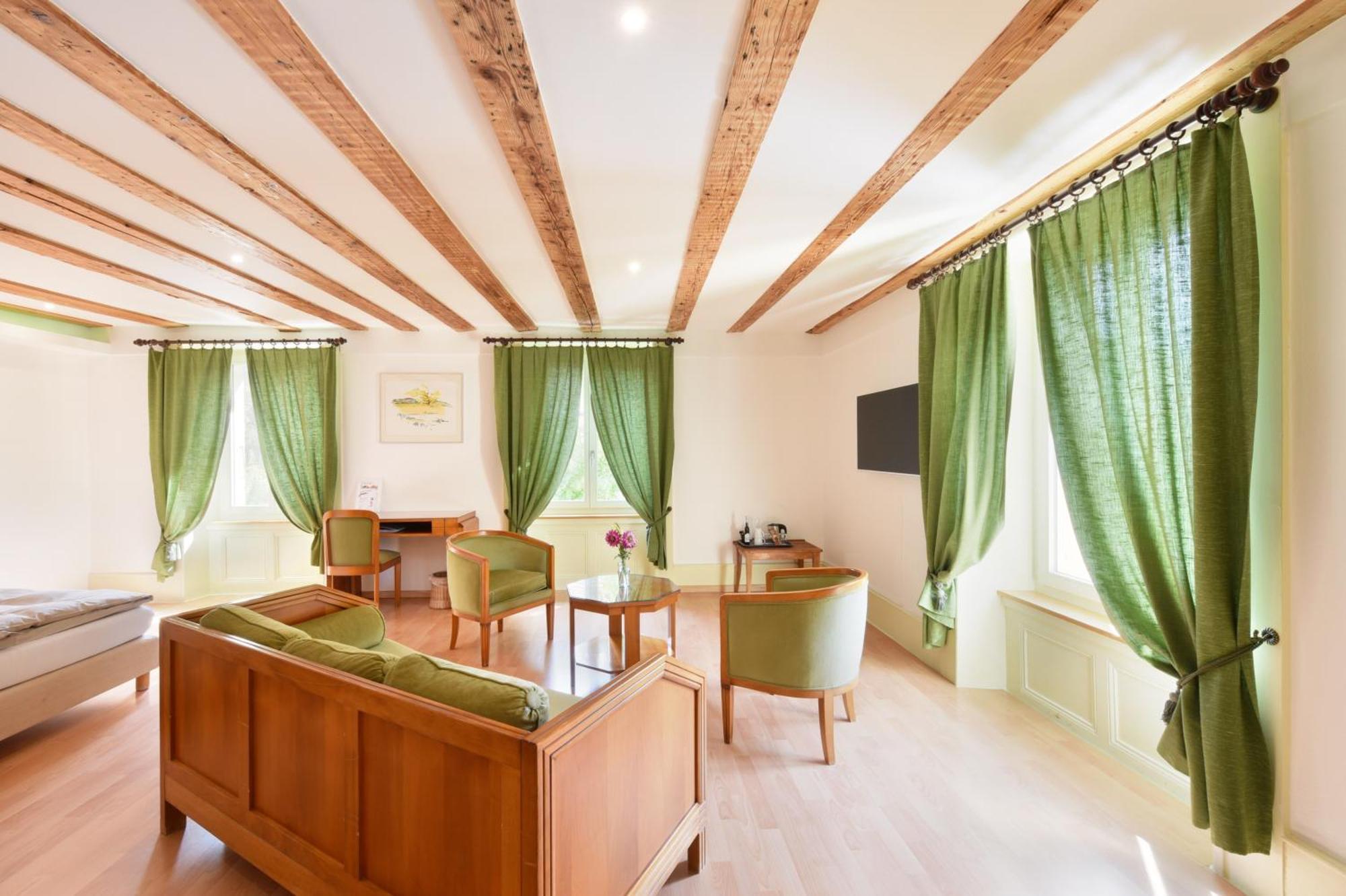 Hotel De L'Aigle Couvet Room photo